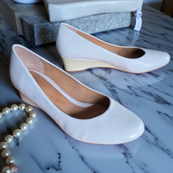 NURTURE DEON ( 7.5 ) White/Creme Heel Detail Genuine Leather Low Heel Pumps - Picture 1 of 12